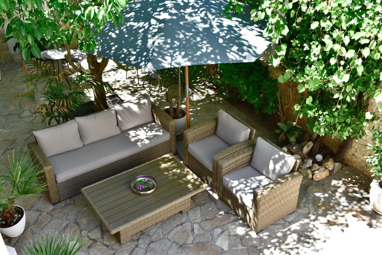 Villa Giardino Heritage Boutique Hotel Bol Exteriör bild