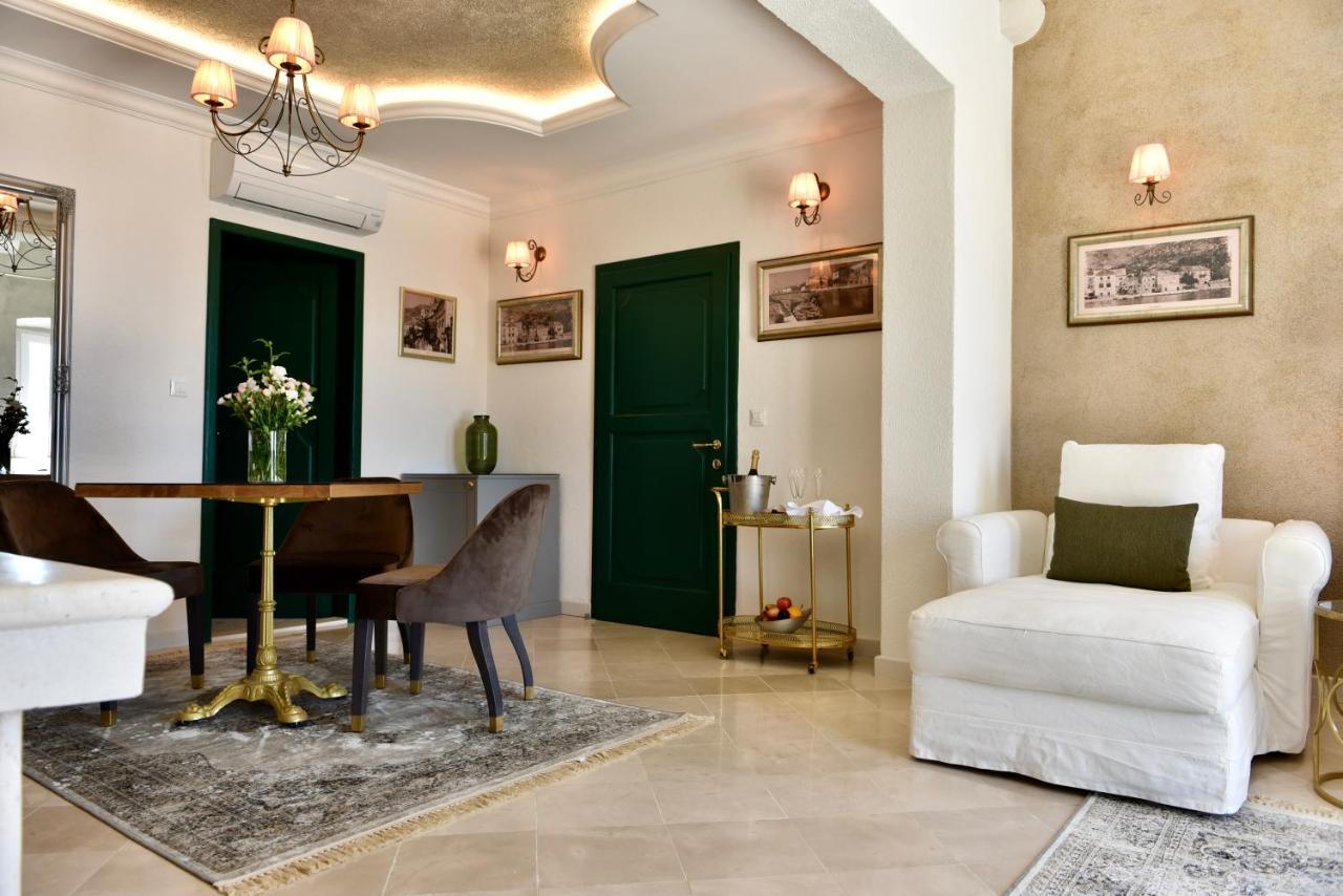 Villa Giardino Heritage Boutique Hotel Bol Exteriör bild