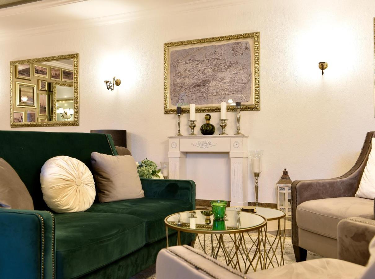 Villa Giardino Heritage Boutique Hotel Bol Exteriör bild