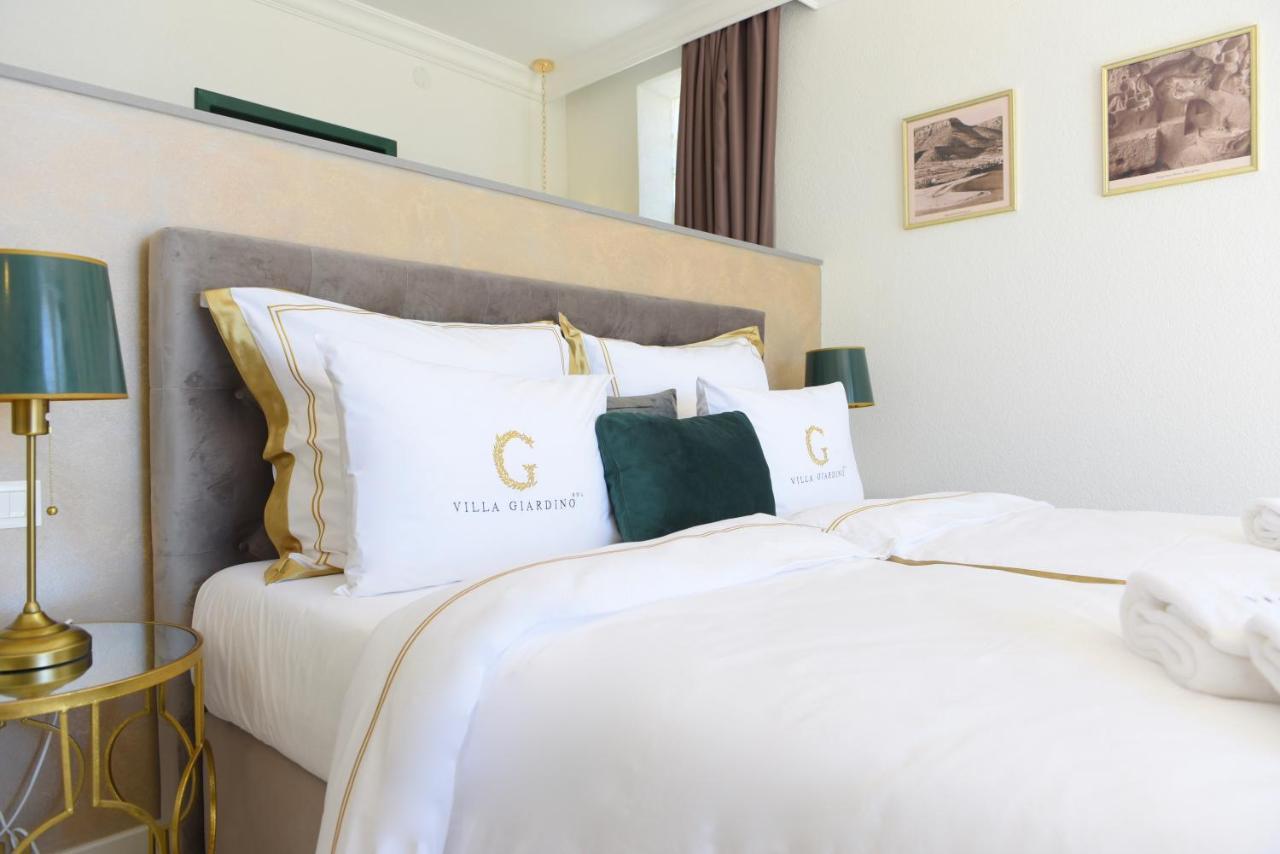 Villa Giardino Heritage Boutique Hotel Bol Exteriör bild