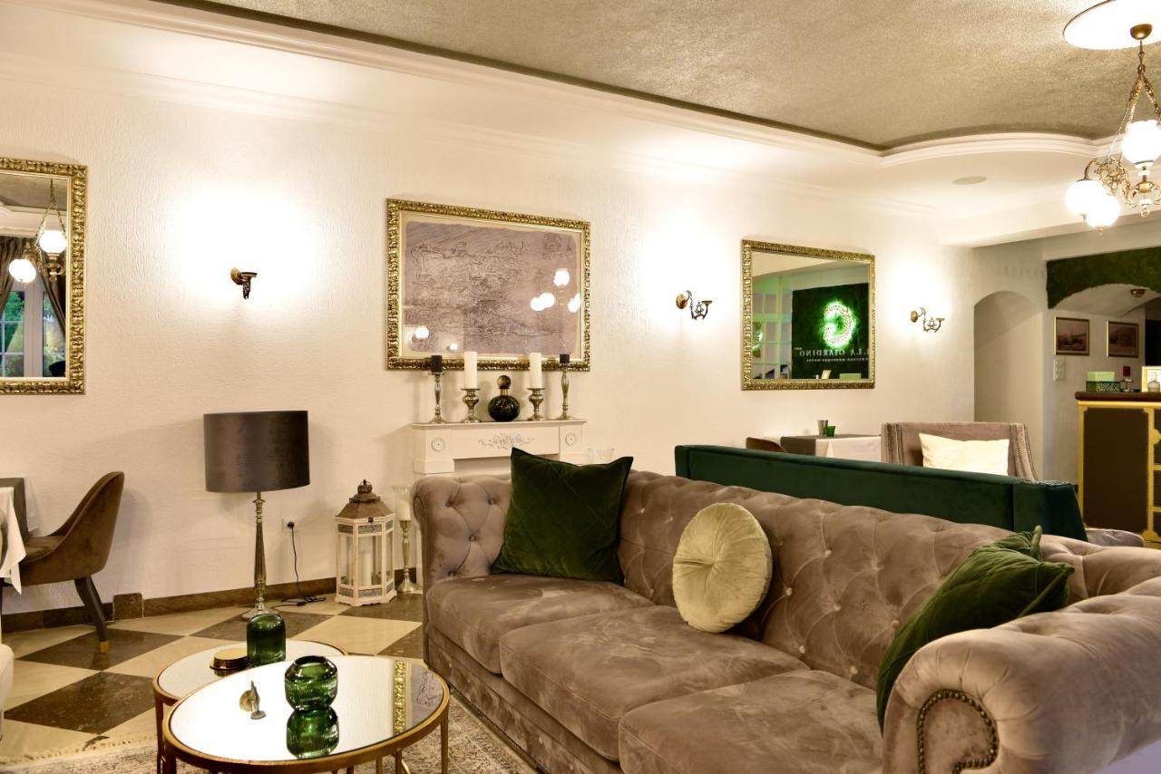 Villa Giardino Heritage Boutique Hotel Bol Exteriör bild