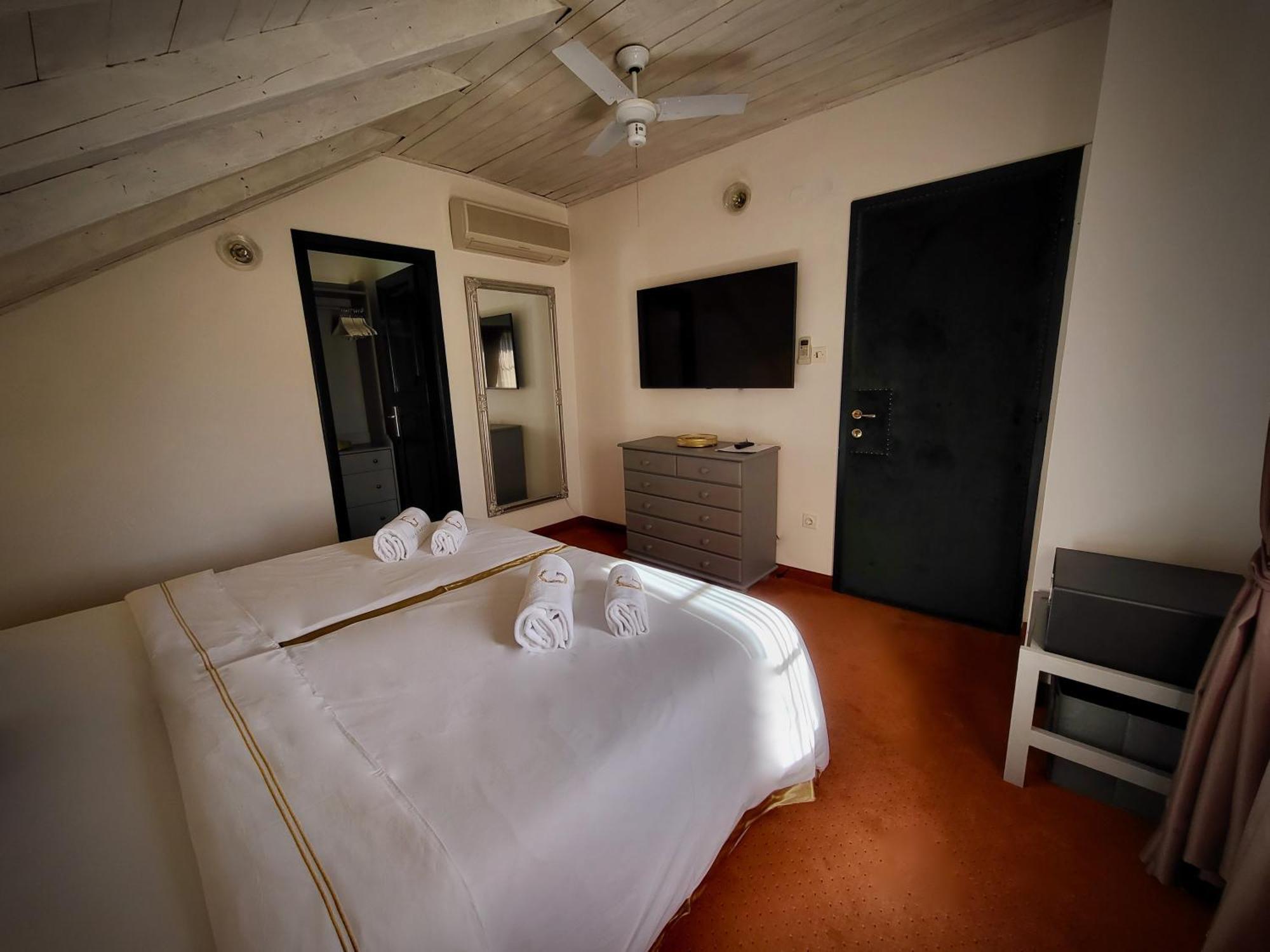 Villa Giardino Heritage Boutique Hotel Bol Rum bild