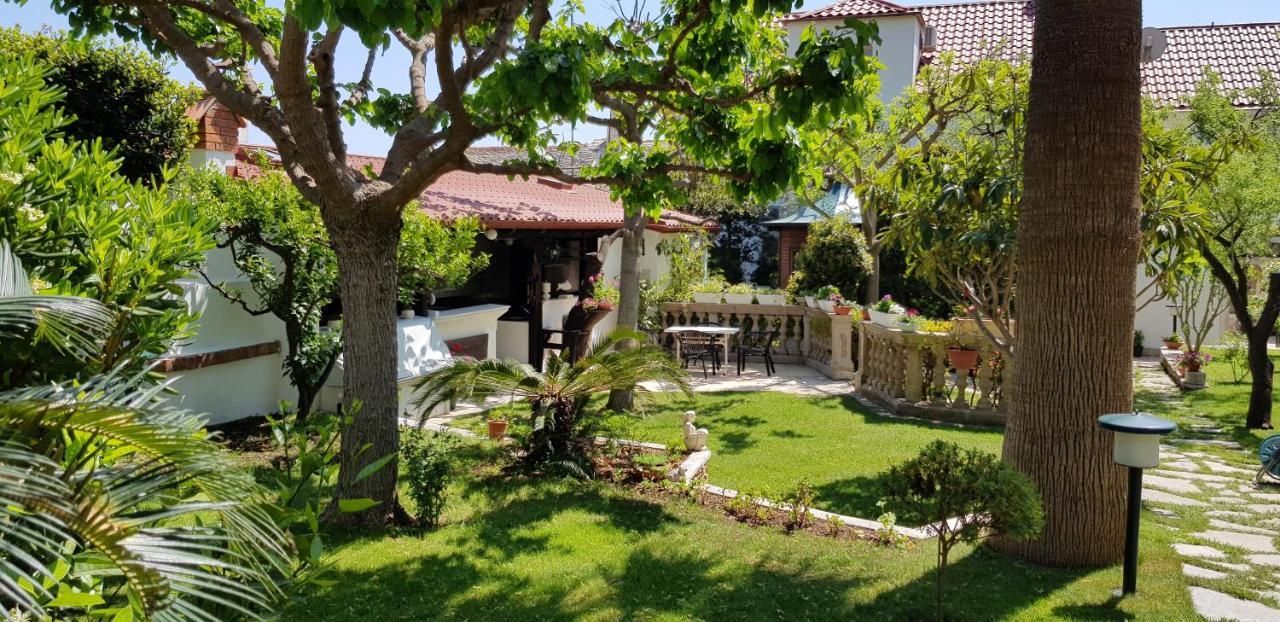 Villa Giardino Heritage Boutique Hotel Bol Exteriör bild
