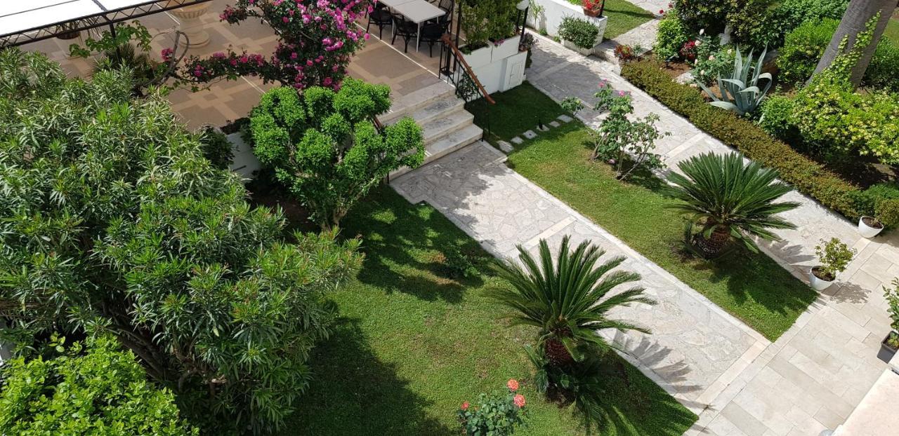 Villa Giardino Heritage Boutique Hotel Bol Exteriör bild
