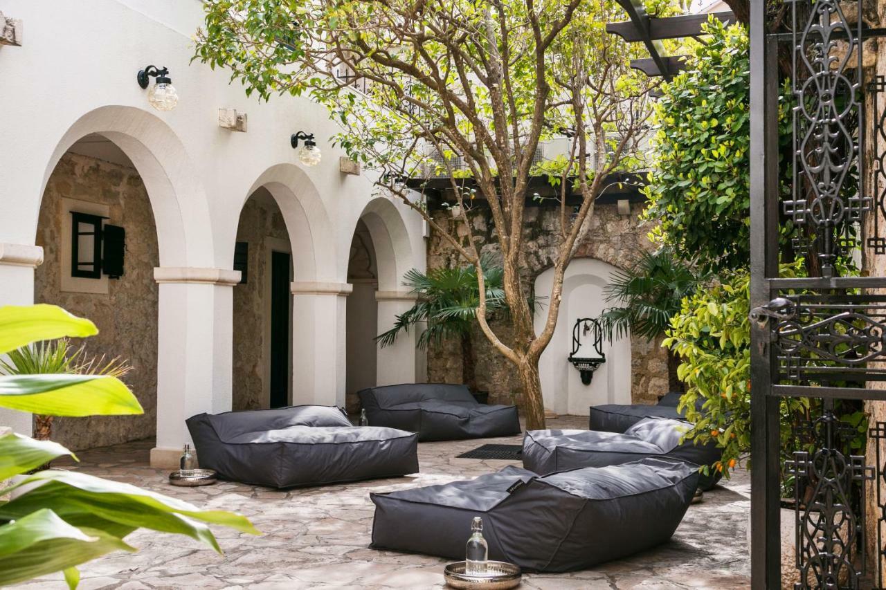 Villa Giardino Heritage Boutique Hotel Bol Exteriör bild